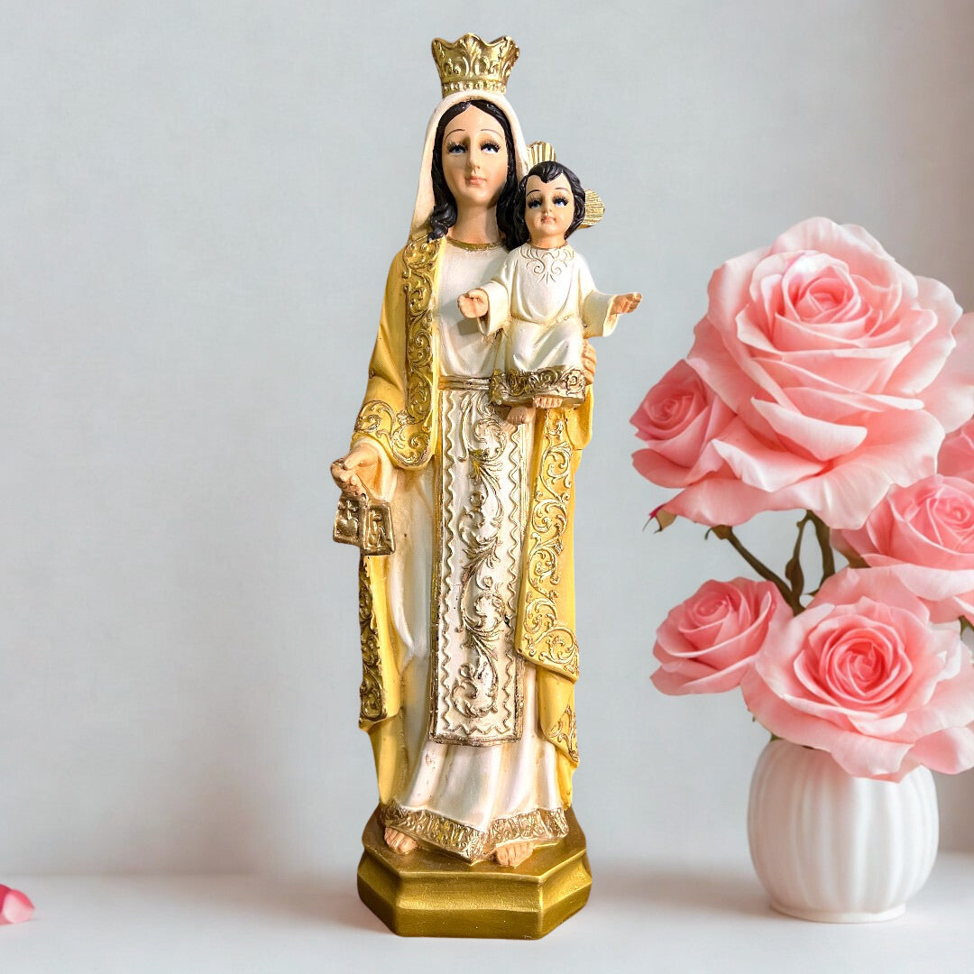 Virgen del Carmen Manto Amarillo 30cm
