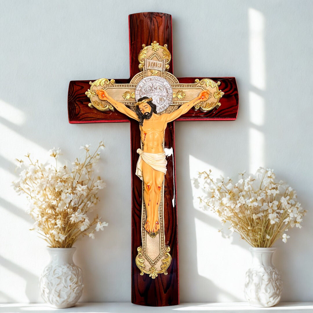 Cristo San Benito 50cm